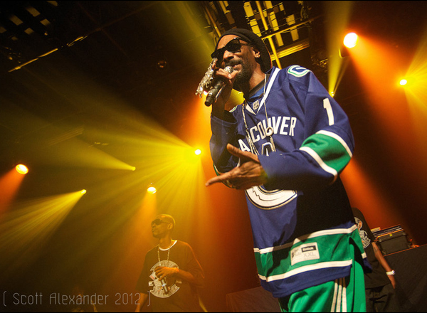 Snoop Dogg, Future, Kevin Gates & Tory Lanez at Fiddlers Green Amphitheatre